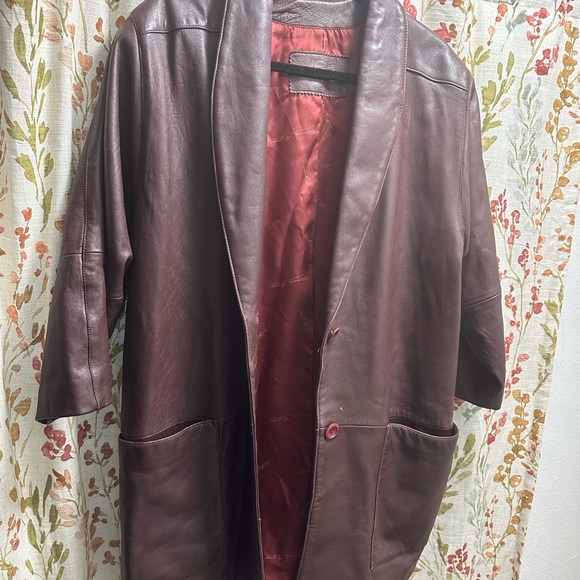 Vintage Etienne Aigner leather jacket - Picture 3 of 5